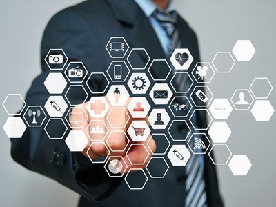 智能技術(shù)驅(qū)動(dòng)變革 開啟網(wǎng)站建設(shè)、設(shè)計(jì)與運(yùn)維新紀(jì)元